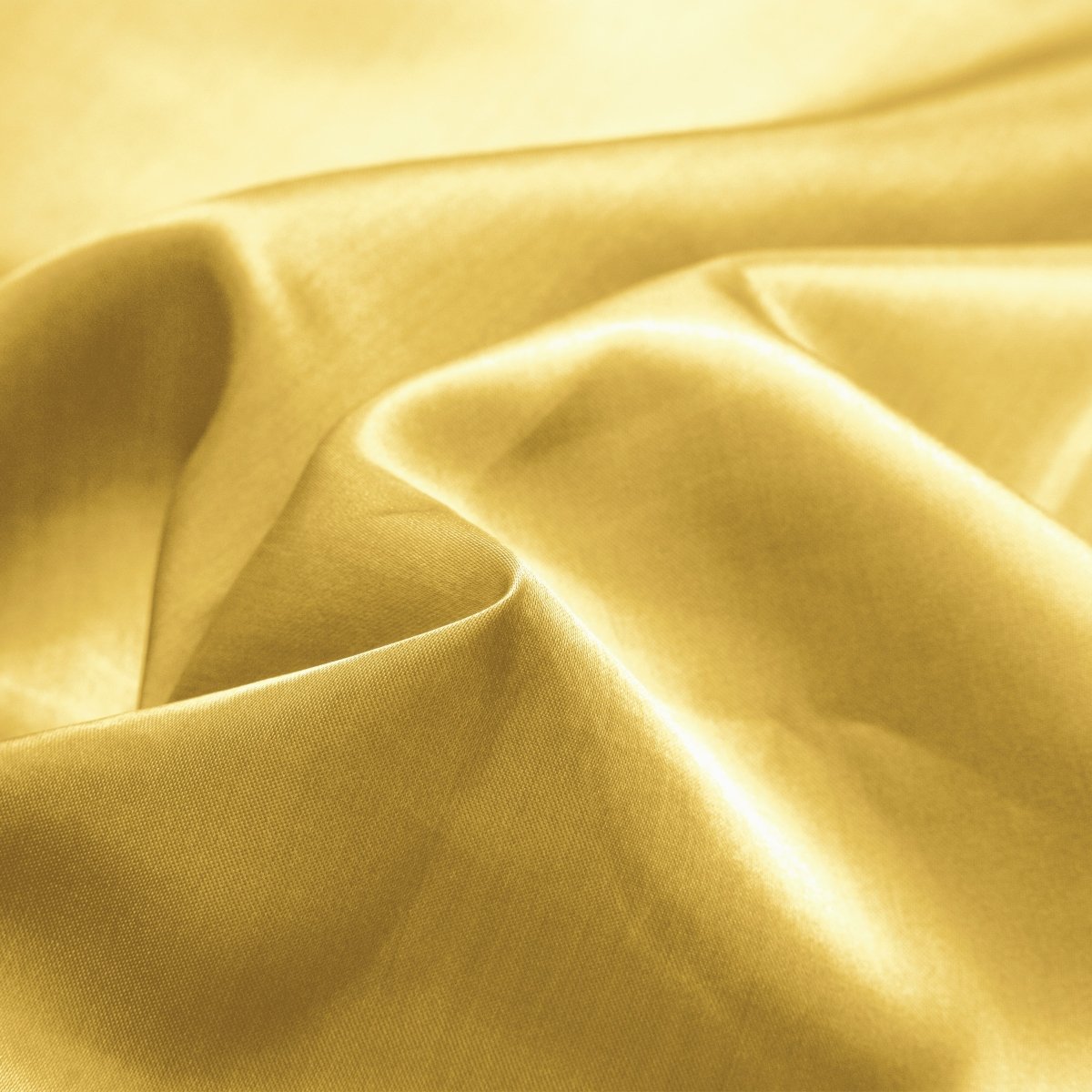 Luxury Satin Microfibre Duvet Cover Set Beauty Skin Care | Gold | Single - 140cm (W) x 220cm (L) - The Bedding & Blankets Store