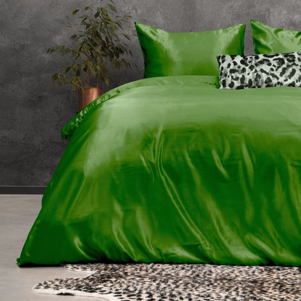 Luxury Satin Microfibre Duvet Cover Set Beauty Skin Care | Green | Single - 140cm (W) x 220cm (L) - The Bedding & Blankets Store