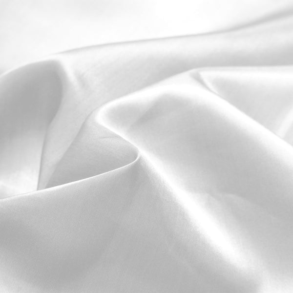 Luxury Satin Microfibre Duvet Cover Set Beauty Skin Care | White | Single - 140cm (W) x 220cm (L) - The Bedding & Blankets Store