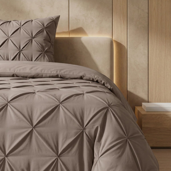 Microfibre Coverless Duvet Pintuck | Taupe | Single - 140cm (W) x 200cm (L) - The Bedding & Blankets Store