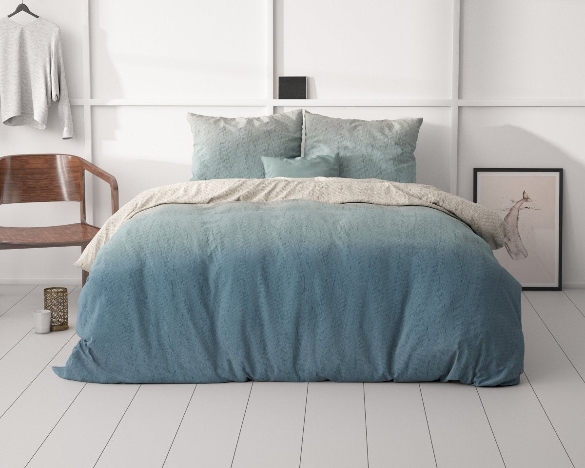 Microfibre Duvet Cover Set Gradient Trend | Blue | King Long - 240cm (W) x 220cm (L) - The Bedding & Blankets Store