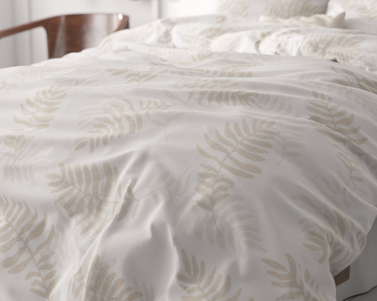 Microfibre Duvet Cover Set Leaves light | White | King Long - 240cm (W) x 220cm (L) - The Bedding & Blankets Store