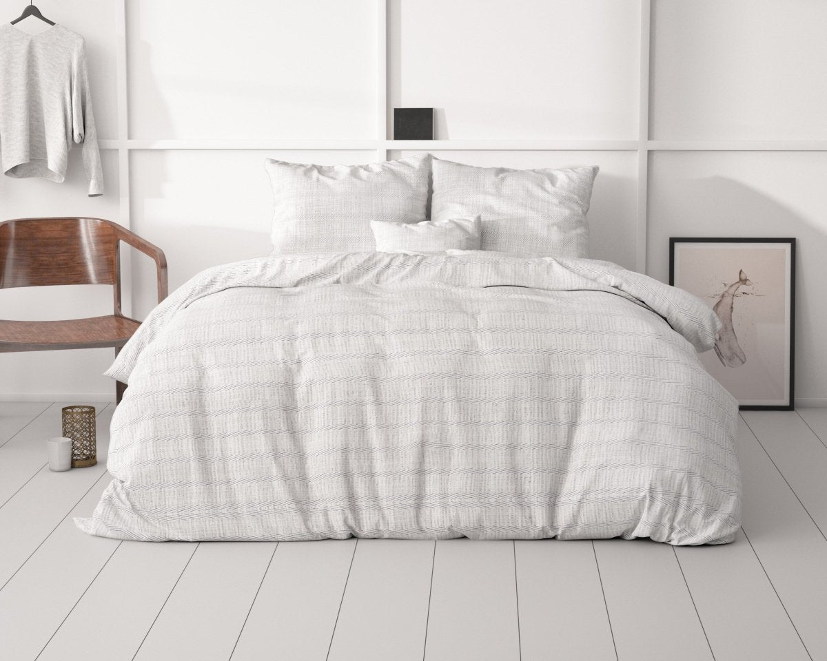 Microfibre Duvet Cover Set Menno | White | King Long - 240cm (W) x 220cm (L) - The Bedding & Blankets Store