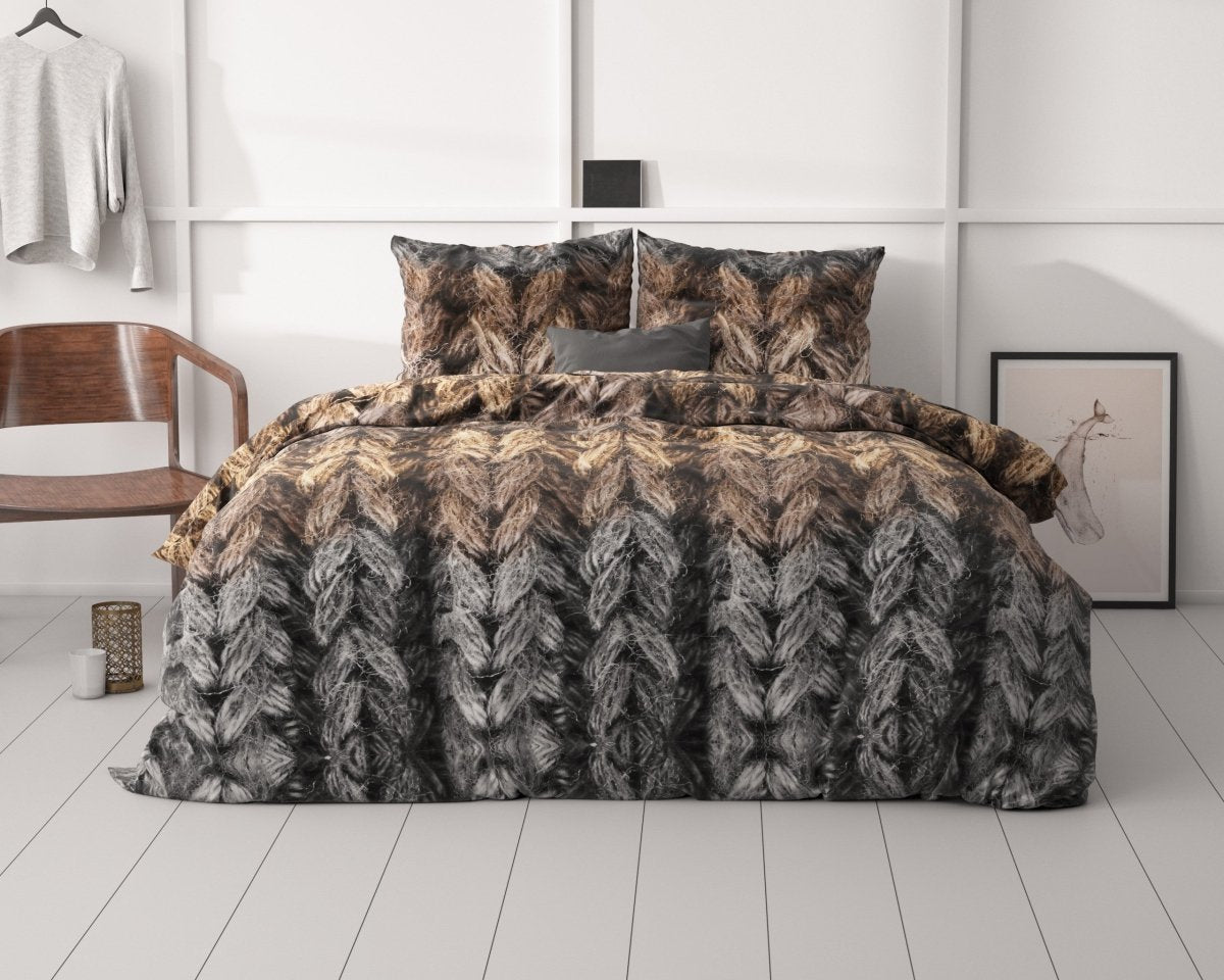 Microfibre Duvet Cover Set Trendy knits | Brown | King Long - 240cm (W) x 220cm (L) - The Bedding & Blankets Store