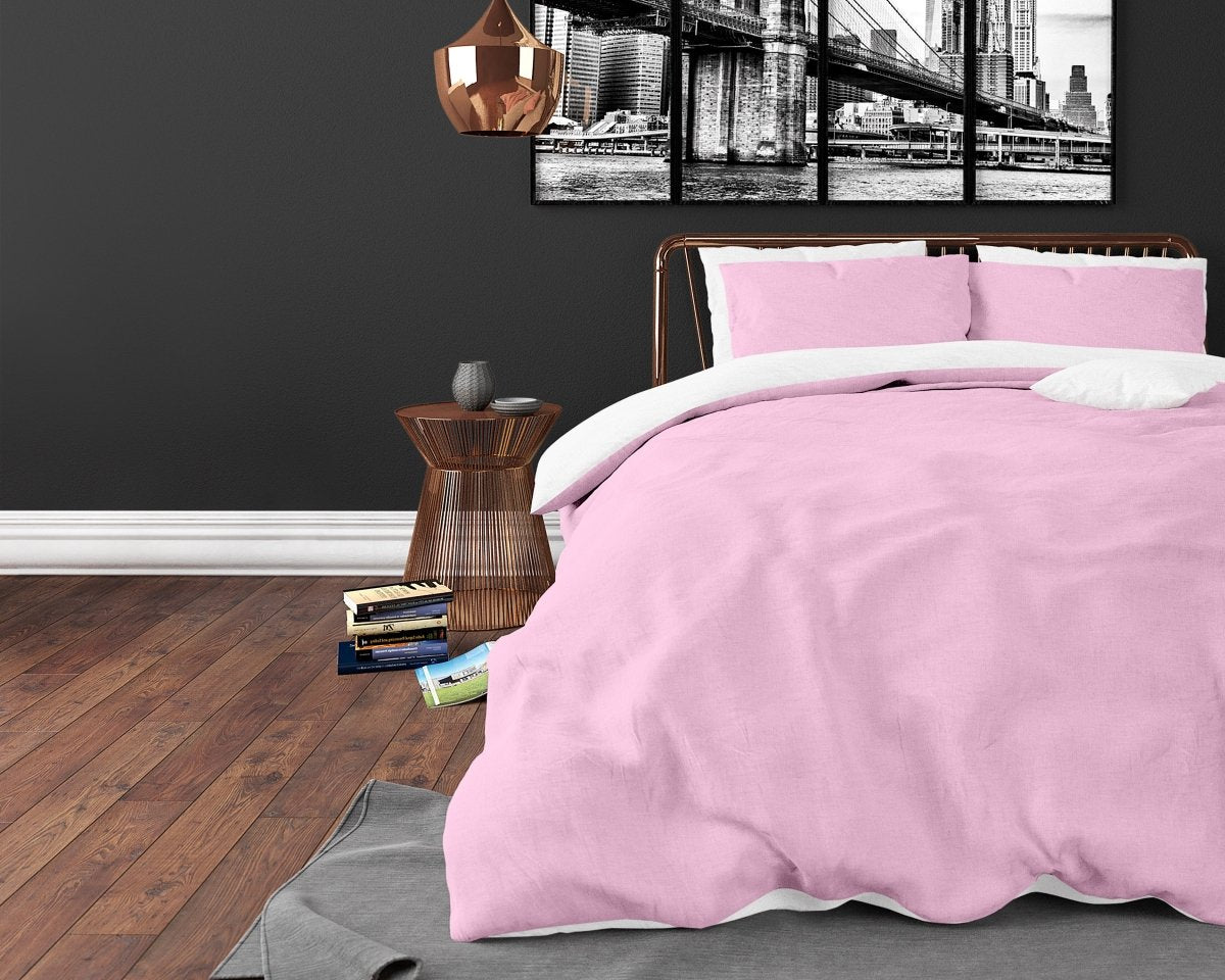 Microfibre Duvet Cover Set Twin Face | White/Pink | King Long - 240cm (W) x 220cm (L) - The Bedding & Blankets Store