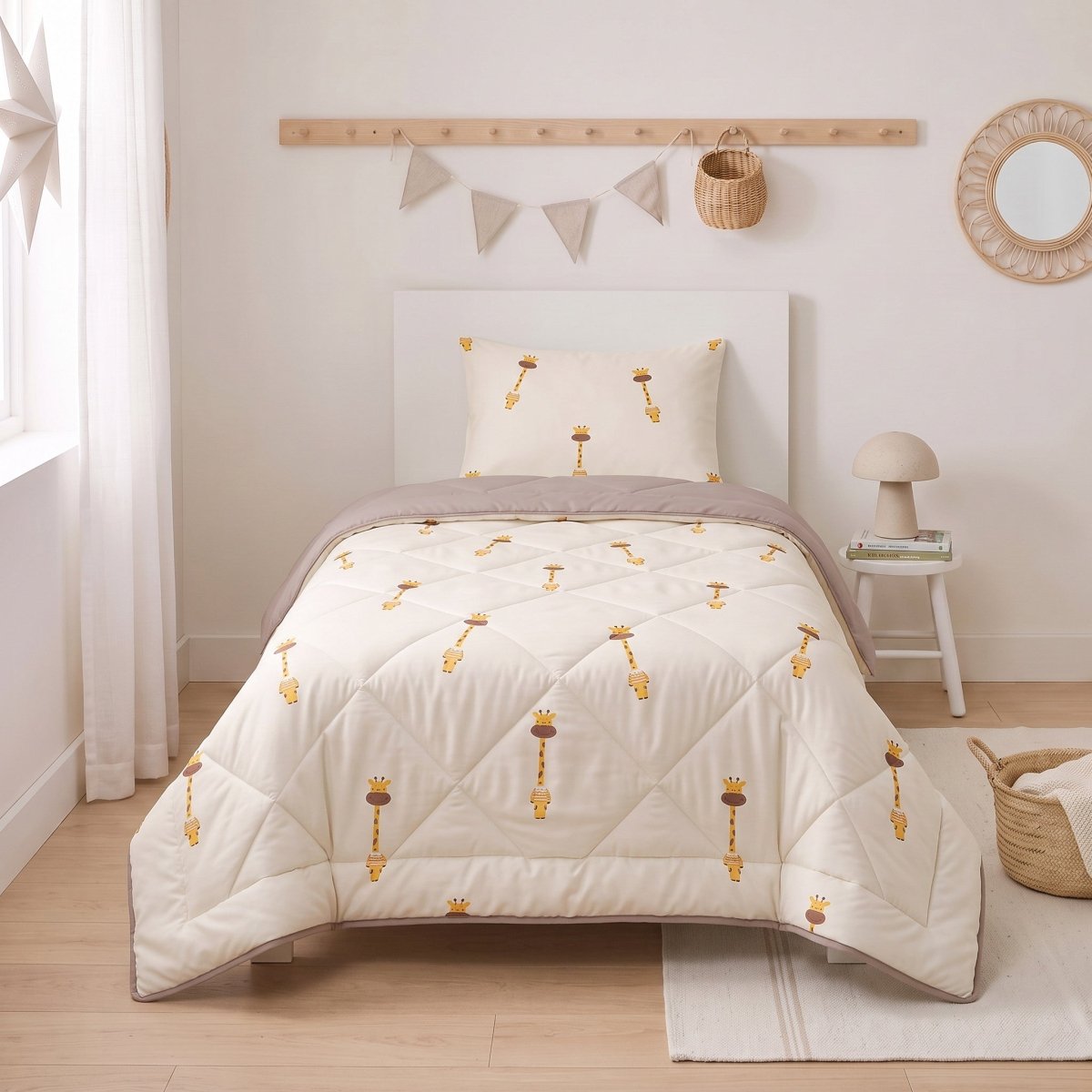 Microfibre Kids Coverless Duvet Giraffe | Beige | Single - 140cm (W) x 200cm (L) - The Bedding & Blankets Store