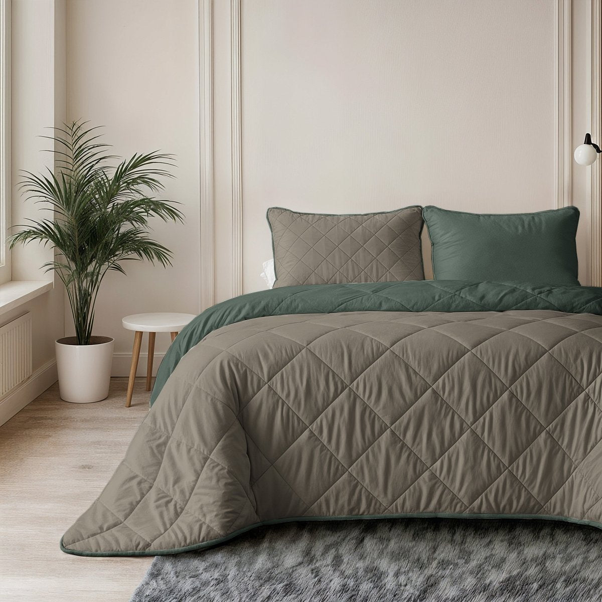 Microfibre Lazy Duvet Uni | Green/Taupe | King - 240cm (W) x 200cm (L) - The Bedding & Blankets Store