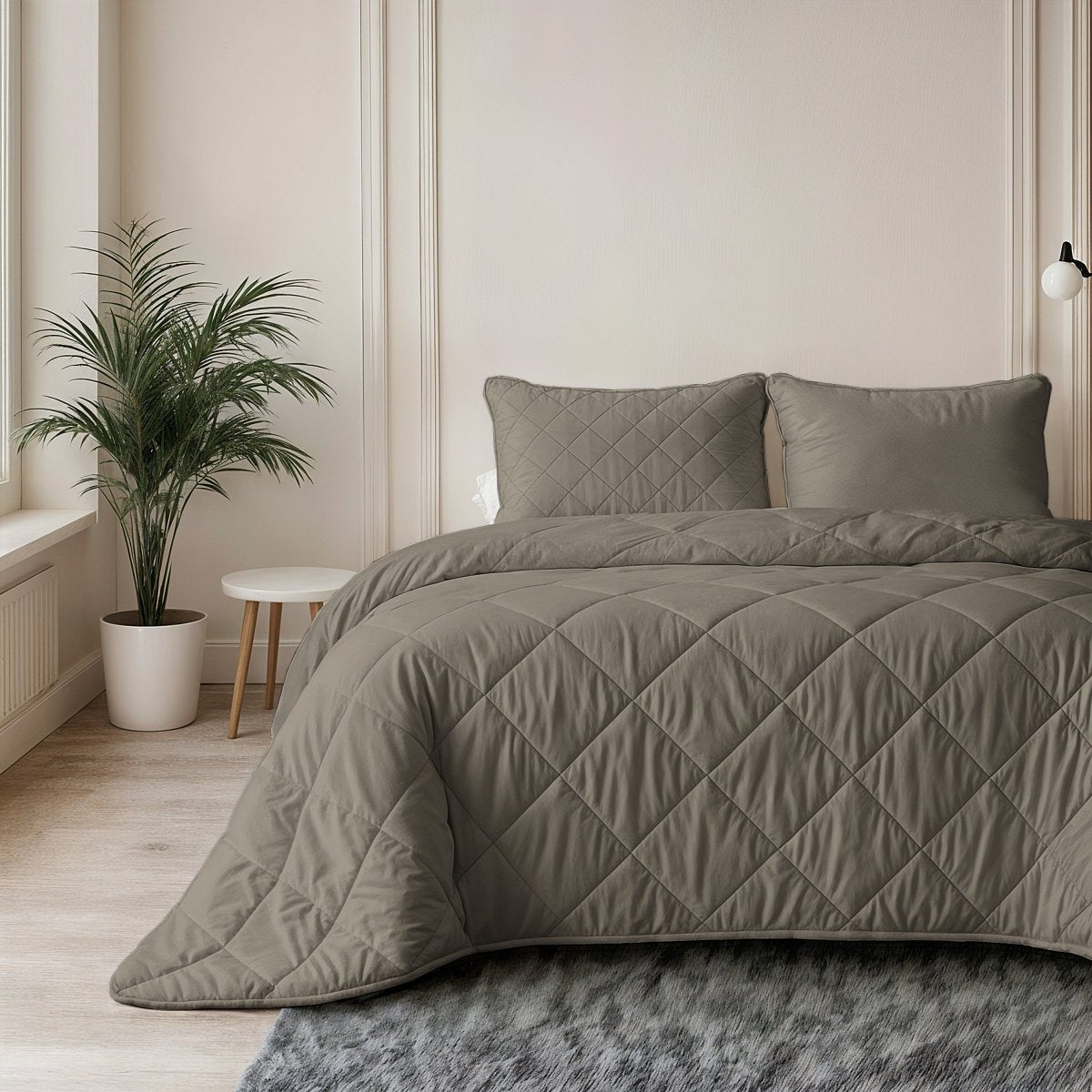 Microfibre Lazy Duvet Uni | Taupe/Grey | King - 240cm (W) x 200cm (L) - The Bedding & Blankets Store