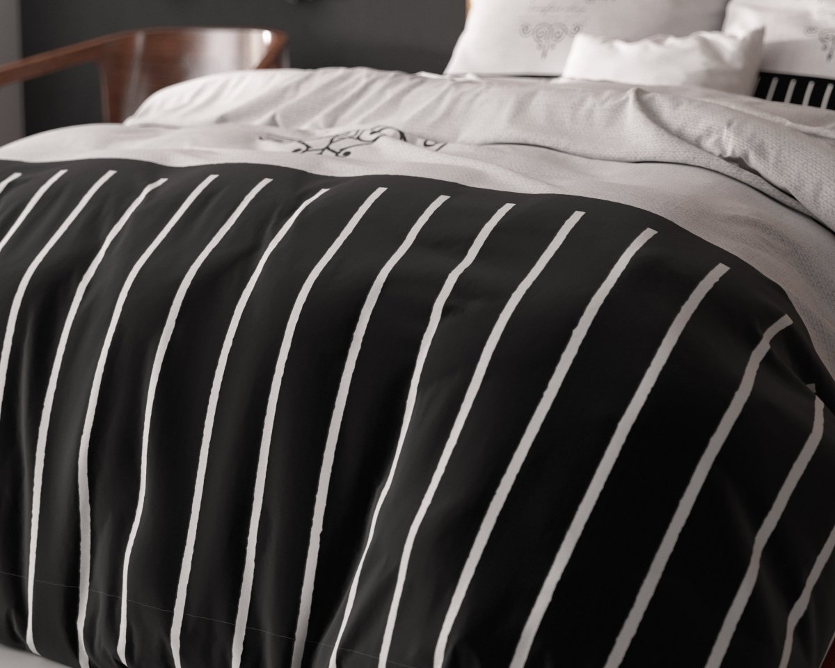 Micropercale Duvet Cover Set Day And Night | Black | Double - 200cm (W) x 200/220cm (L) - The Bedding & Blankets Store