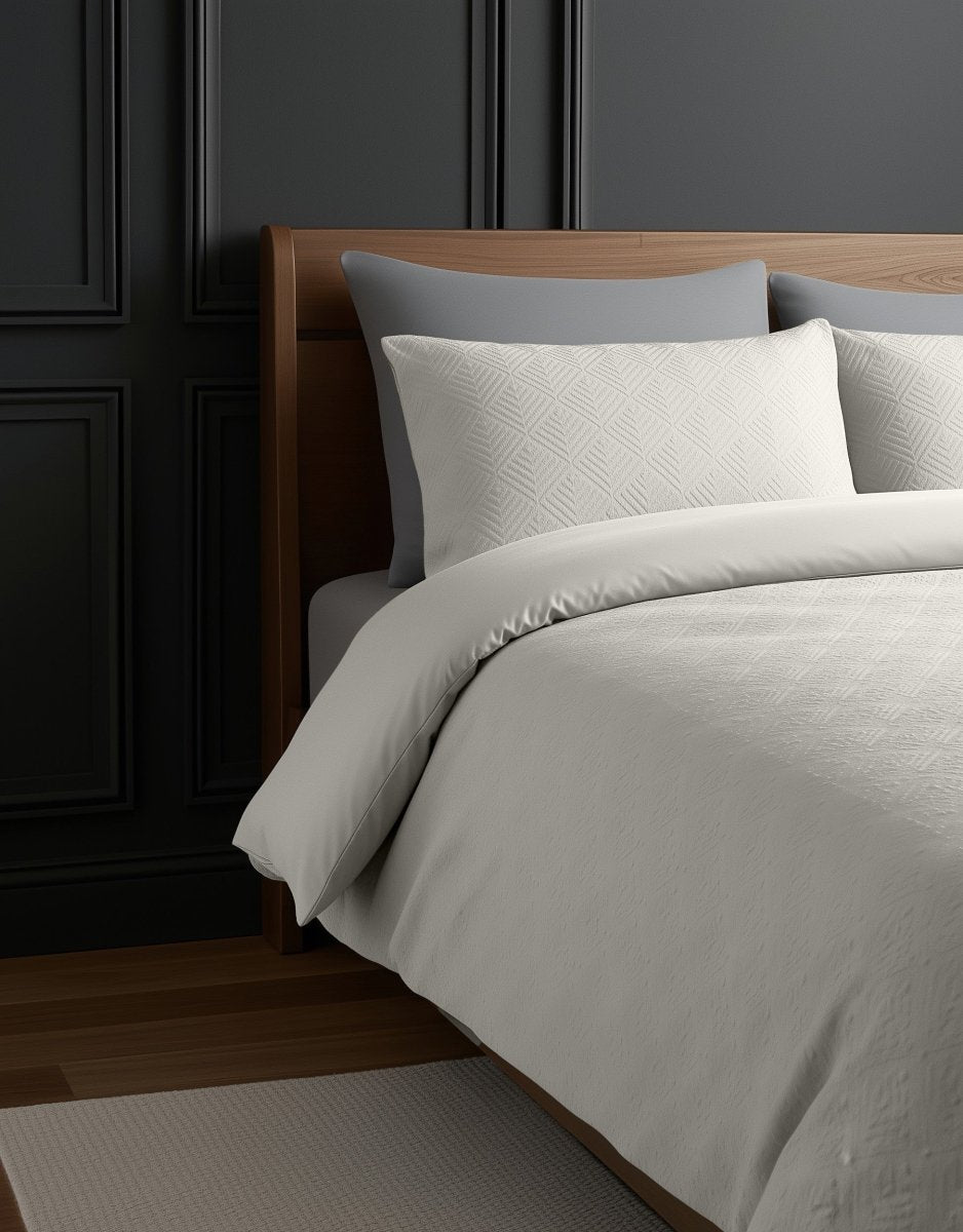 Micropercale Duvet Cover Set Milano 3D | Cream | King - 240cm (W) x 200/220cm (L) - The Bedding & Blankets Store