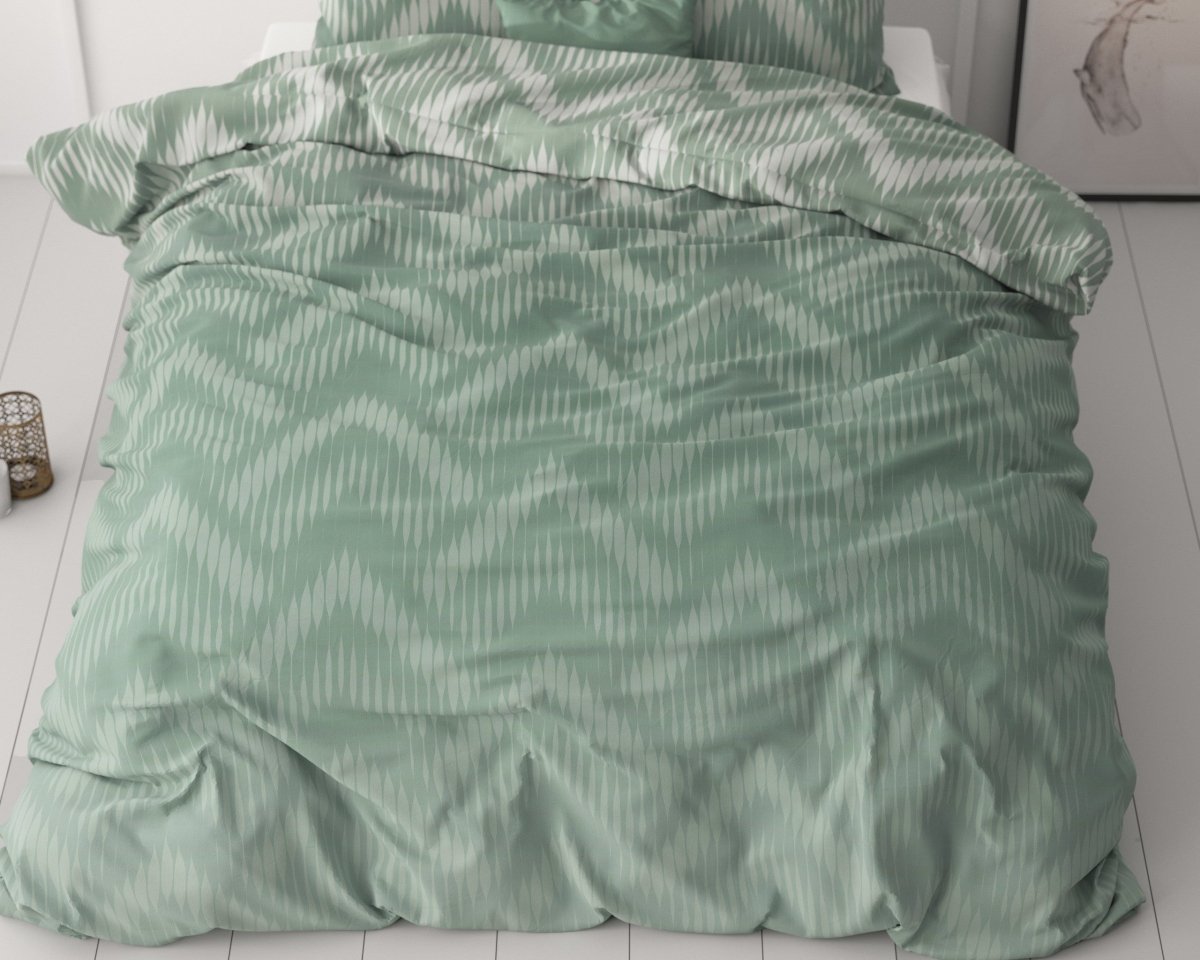 Micropercale Duvet Cover Set Wavey Shades | Green | Double - 200cm (W) x 200/220cm (L) - The Bedding & Blankets Store