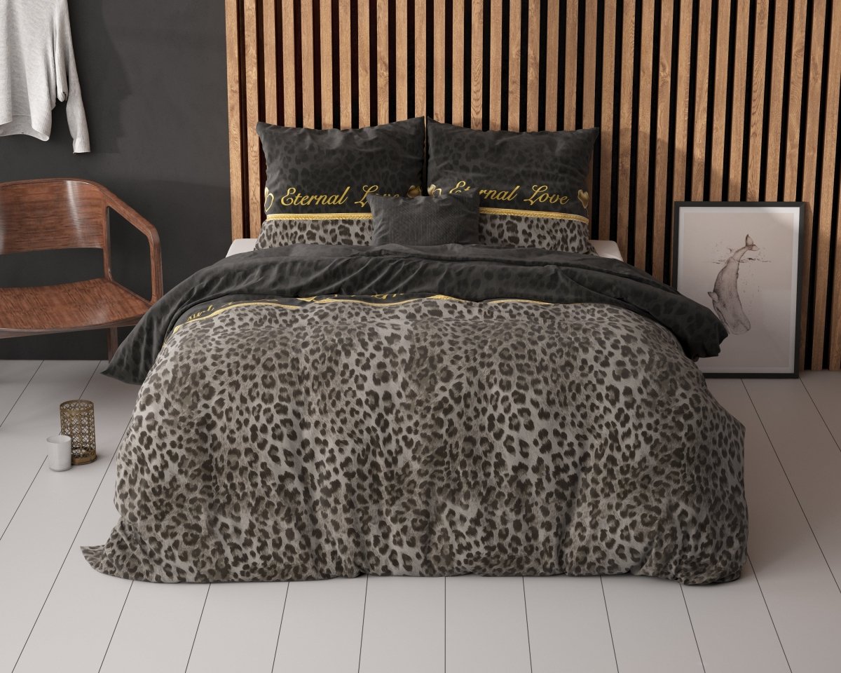 Polycotton Duvet Cover Set Eternal Love | Black | Single - 140cm (W) x 220cm (L) - The Bedding & Blankets Store