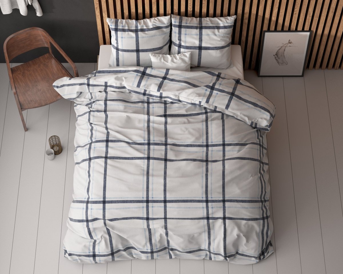 Polycotton Duvet Cover Set Simply Amazing | White | King Long - 240cm (W) x 220cm (L) - The Bedding & Blankets Store