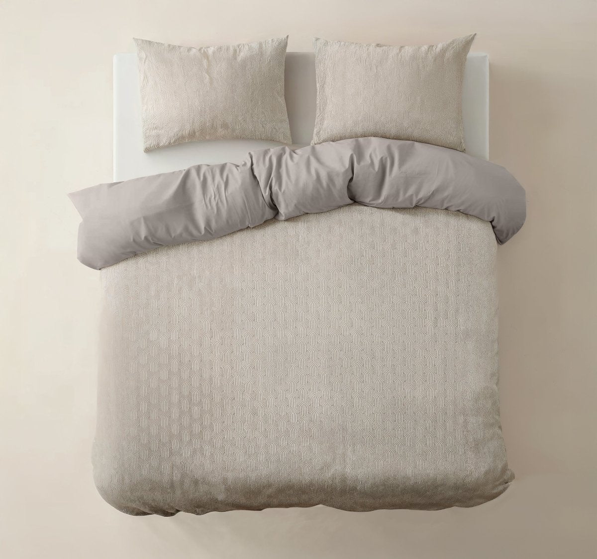 Polyester Duvet Cover Set Flanel Art | Beige | Double - 200cm (W) x 220cm (L) - The Bedding & Blankets Store