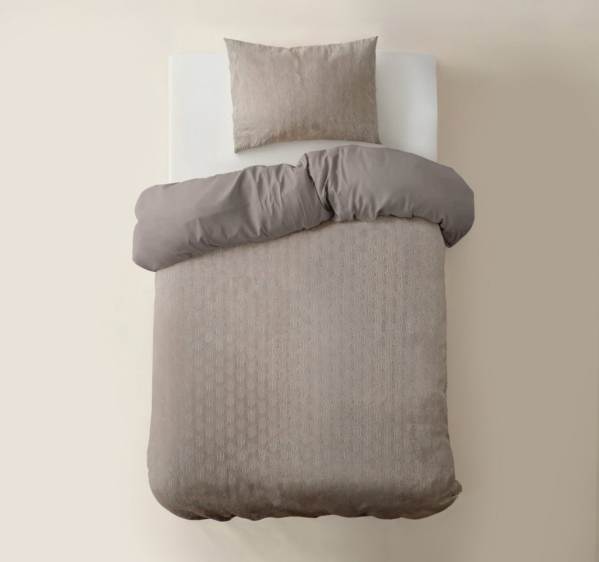 Polyester Duvet Cover Set Flanel Art | Taupe | Double - 200cm (W) x 220cm (L) - The Bedding & Blankets Store