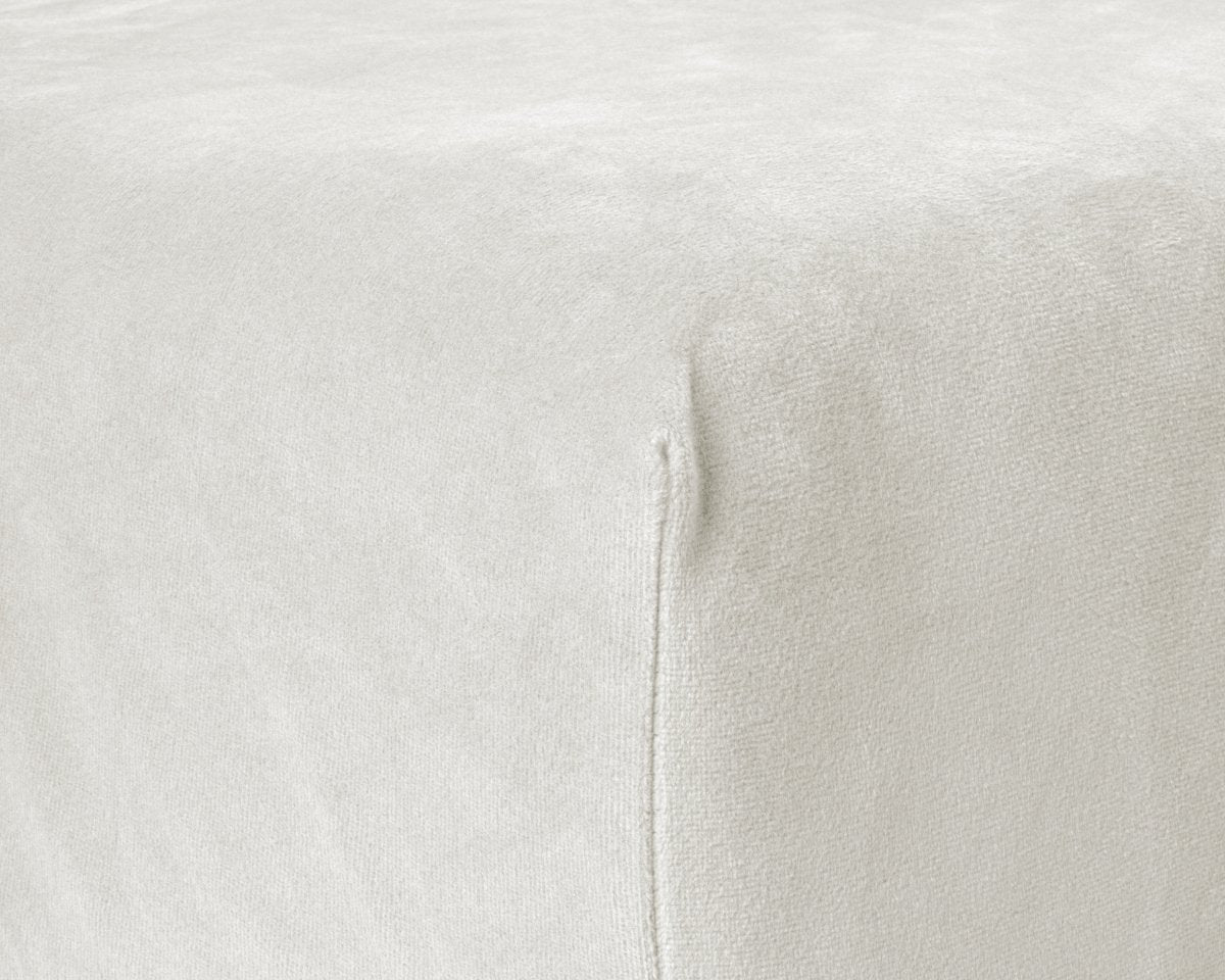 Premium Velvet Fitted Sheet | Cream | Single 90 x 200cm (L) x 30cm (D) - The Bedding & Blankets Store