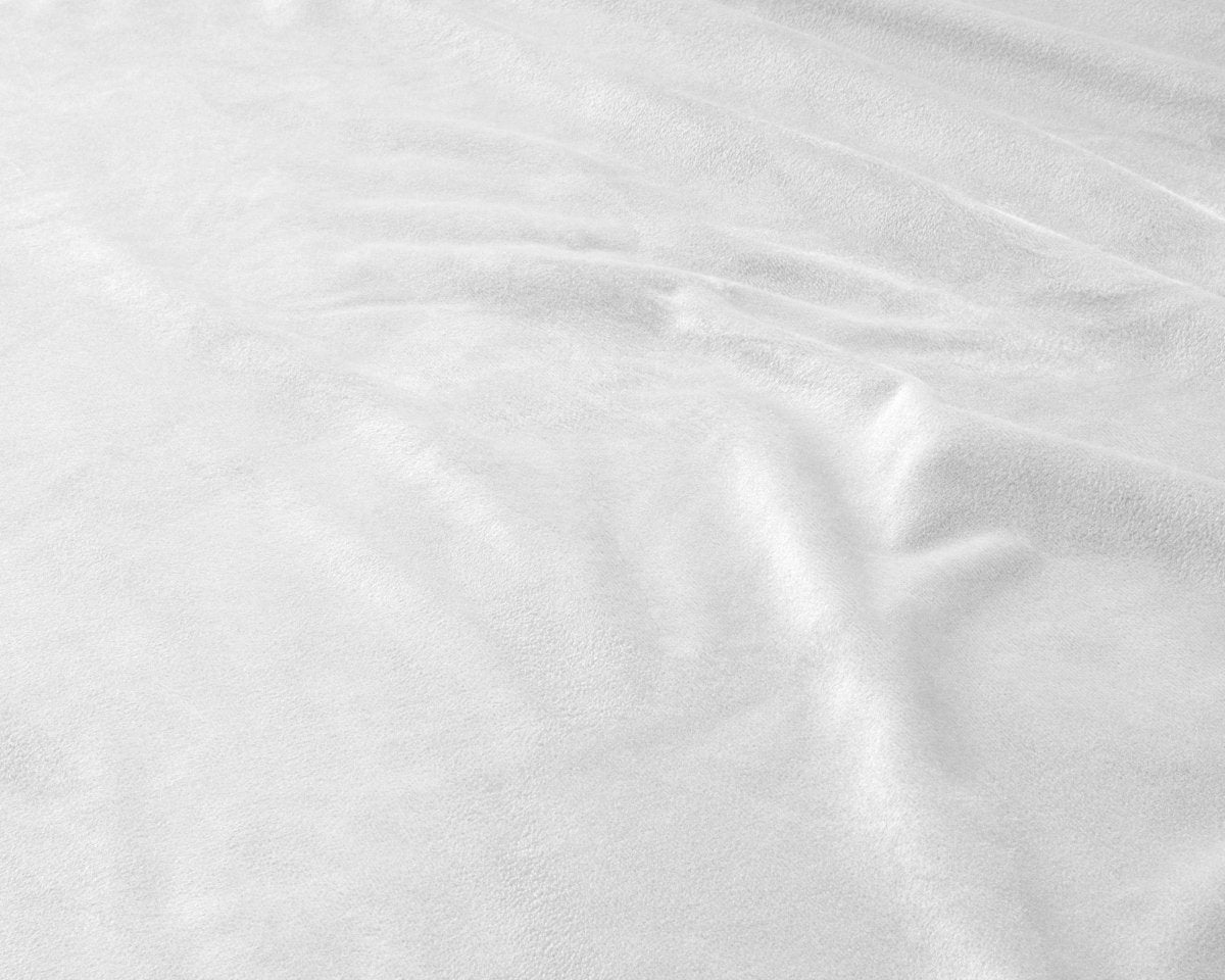 Premium Velvet Fitted Sheet | White | Single 90 x 200cm (L) x 30cm (D) - The Bedding & Blankets Store