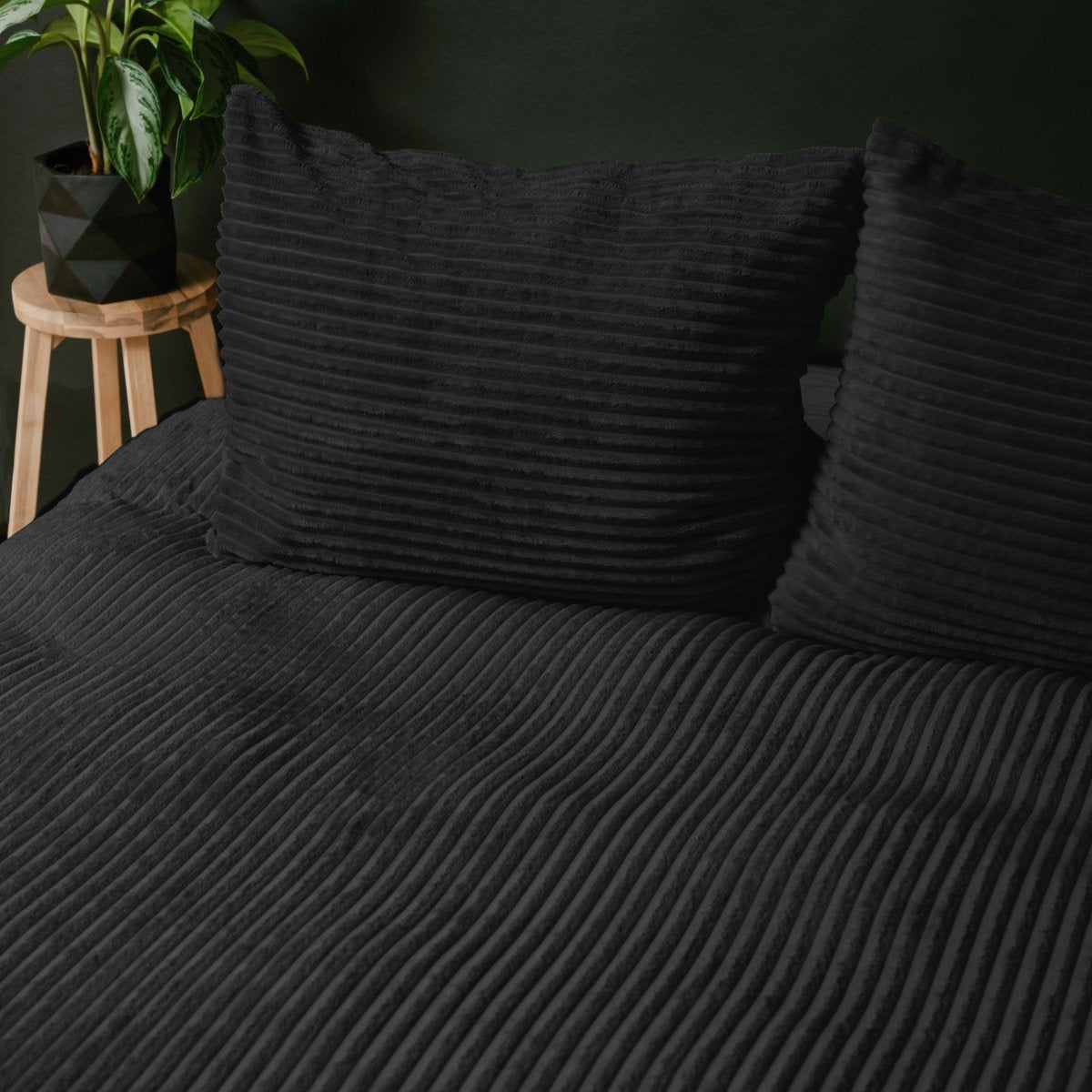 Teddy Fleece Duvet Cover Set Rib Teddy | Black | Single - 140cm (W) x 220cm (L) - The Bedding & Blankets Store