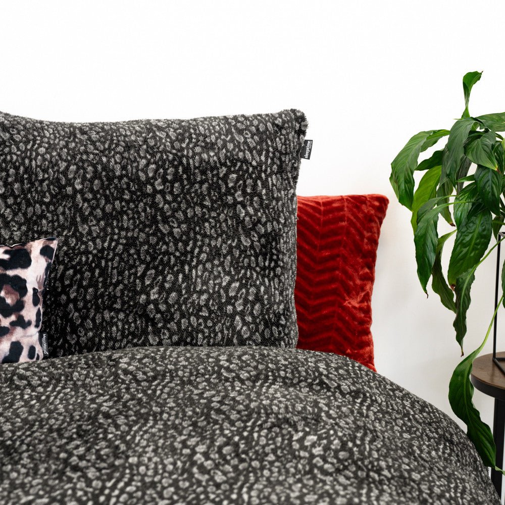 Teddy Fleece Duvet Cover Set Tiger | Black | Single - 140cm (W) x 220cm (L) - The Bedding & Blankets Store