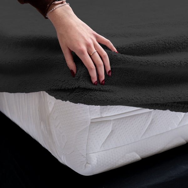 Teddy Fleece Fitted Sheet | Anthracite Grey | Single 90 x 200cm (L) x 30cm (D) - The Bedding & Blankets Store