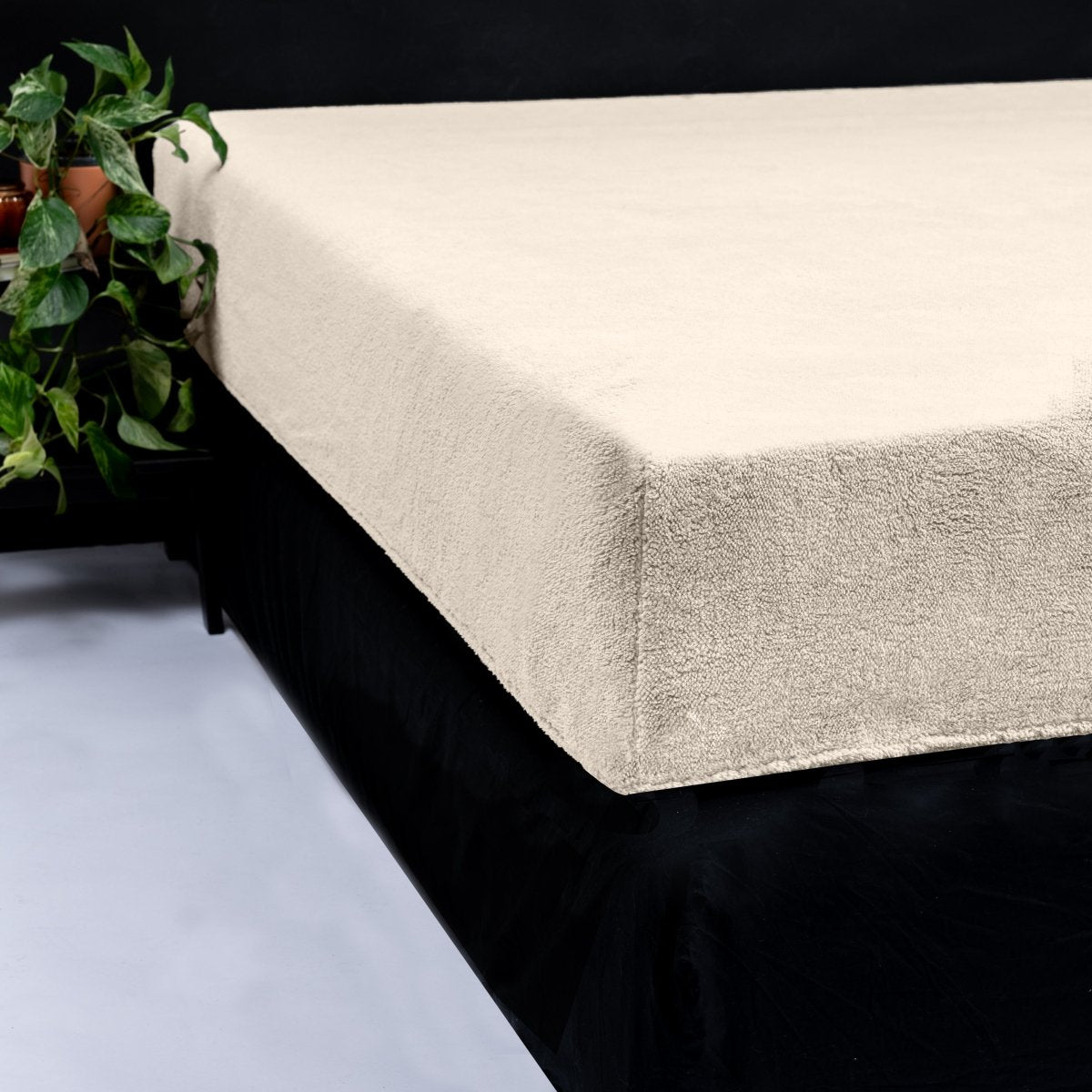 Teddy Fleece Fitted Sheet | Cream | Single 90 x 200cm (L) x 30cm (D) - The Bedding & Blankets Store