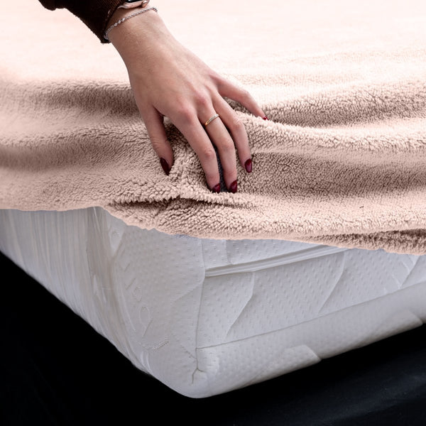 Teddy Fleece Fitted Sheet | Pink | Single 90 x 200cm (L) x 30cm (D) - The Bedding & Blankets Store