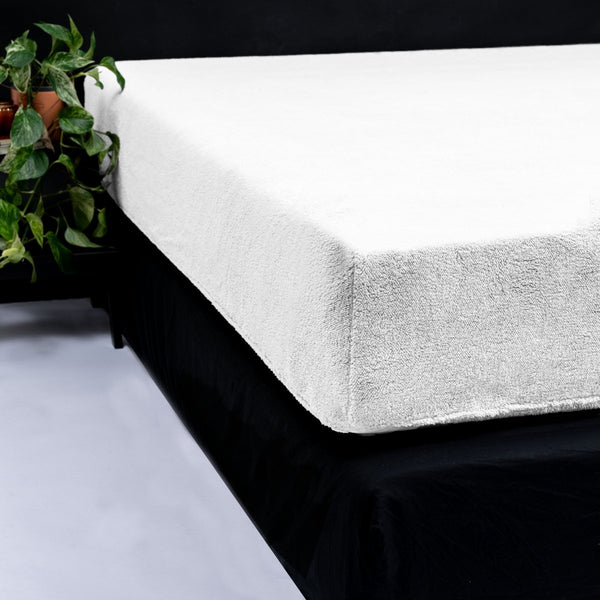 Teddy Fleece Fitted Sheet | White | Single 90 x 200cm (L) x 30cm (D) - The Bedding & Blankets Store