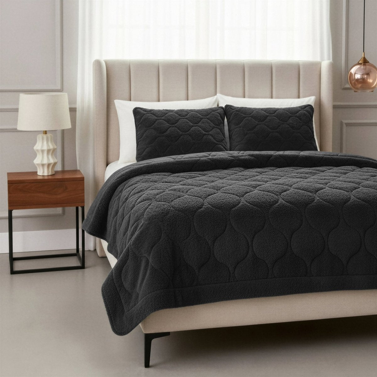 Teddy Fleece Lazy Duvet Teddy | Black | King - 240cm (W) x 200cm (L) - The Bedding & Blankets Store