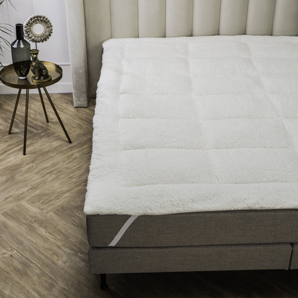 Teddy Sherpa Mattress Topper | White | Single 80cm (W) x 200cm (L) - The Bedding & Blankets Store