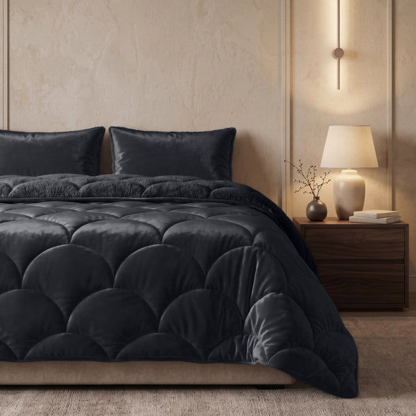 Teddy & Velvet Coverless Duvet | Black | Single - 140cm (W) x 200cm (L) - The Bedding & Blankets Store