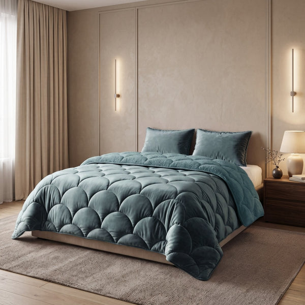 Teddy & Velvet Coverless Duvet | Green | Single - 140cm (W) x 200cm (L) - The Bedding & Blankets Store