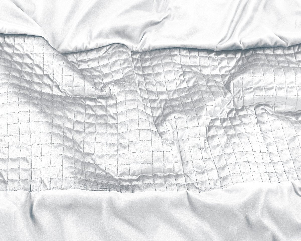 Velvet Duvet Cover Set Band | White | Single - 140cm (W) x 220cm (L) - The Bedding & Blankets Store