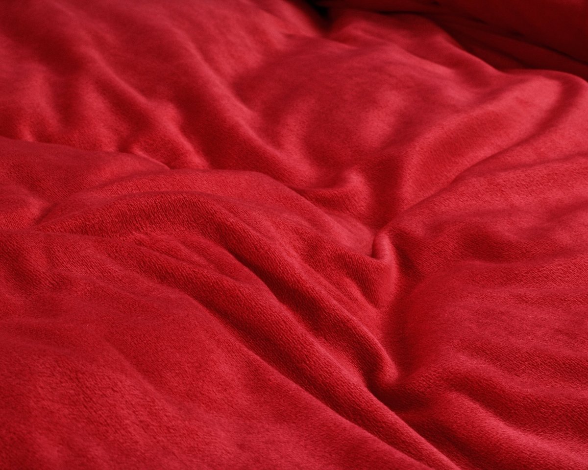 Velvet Duvet Cover Set Solid | Red | Single - 140cm (W) x 220cm (L) - The Bedding & Blankets Store