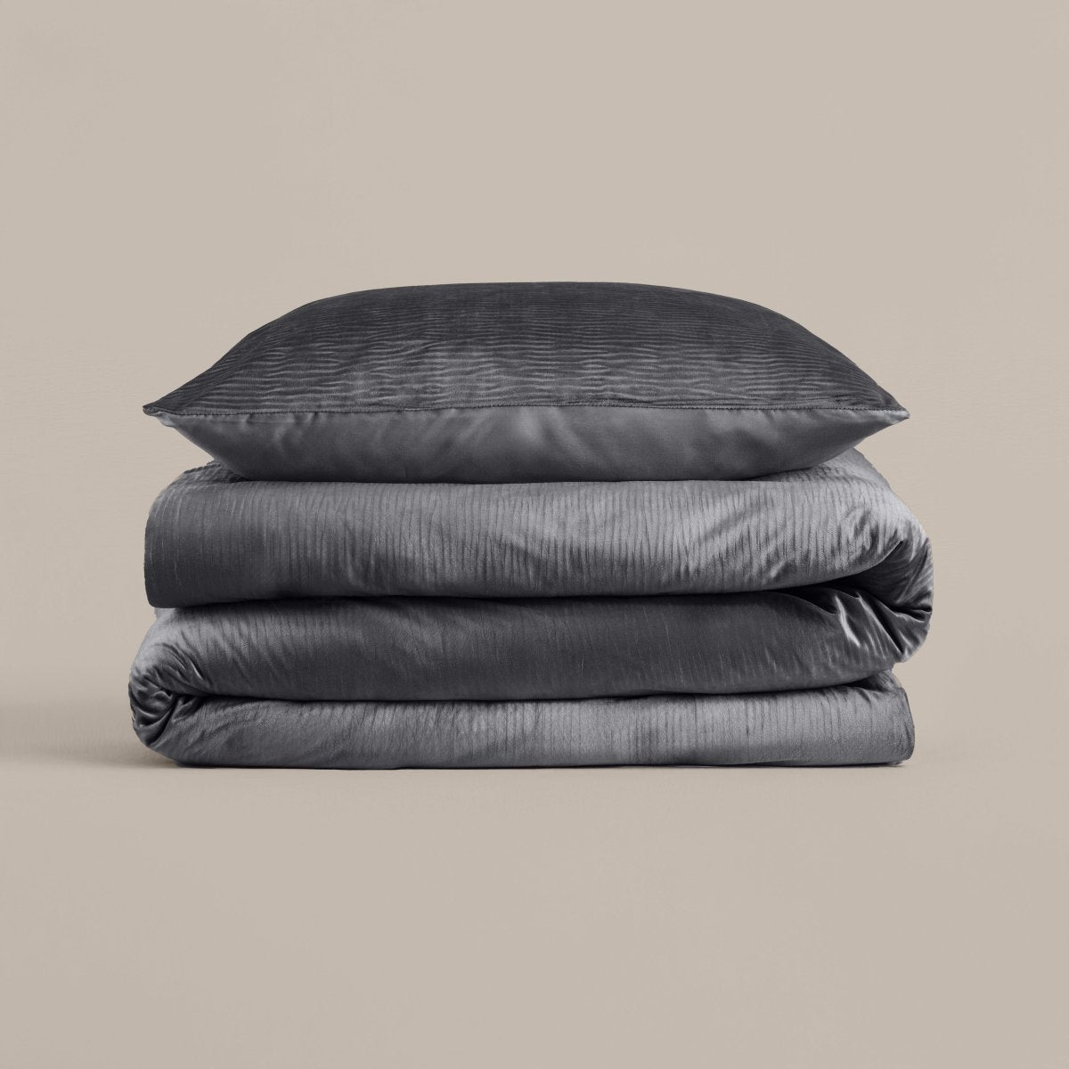 Velvet Duvet Cover Set Velvet Cartier | Anthracite | Double - 200cm (W) x 220cm (L) - The Bedding & Blankets Store