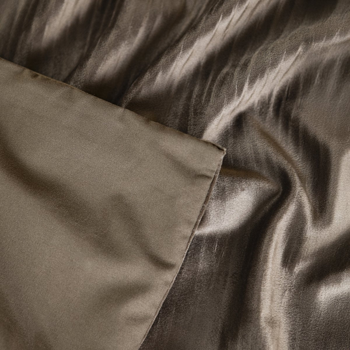 Velvet Duvet Cover Set Velvet Cartier | Taupe | Double - 200cm (W) x 220cm (L) - The Bedding & Blankets Store