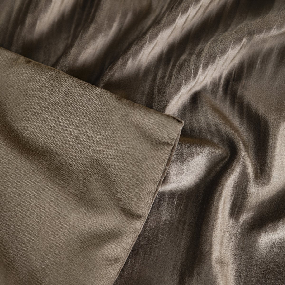 Velvet Duvet Cover Set Velvet Cartier | Taupe | Double - 200cm (W) x 220cm (L) - The Bedding & Blankets Store