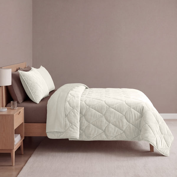 Velvet Lazy Duvet Velvet | Beige | King - 240cm (W) x 200cm (L) - The Bedding & Blankets Store