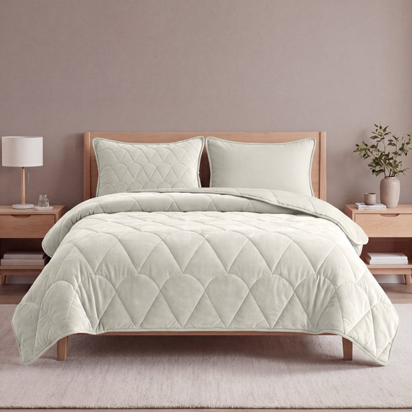 Velvet Lazy Duvet Velvet | Beige | King - 240cm (W) x 200cm (L) - The Bedding & Blankets Store