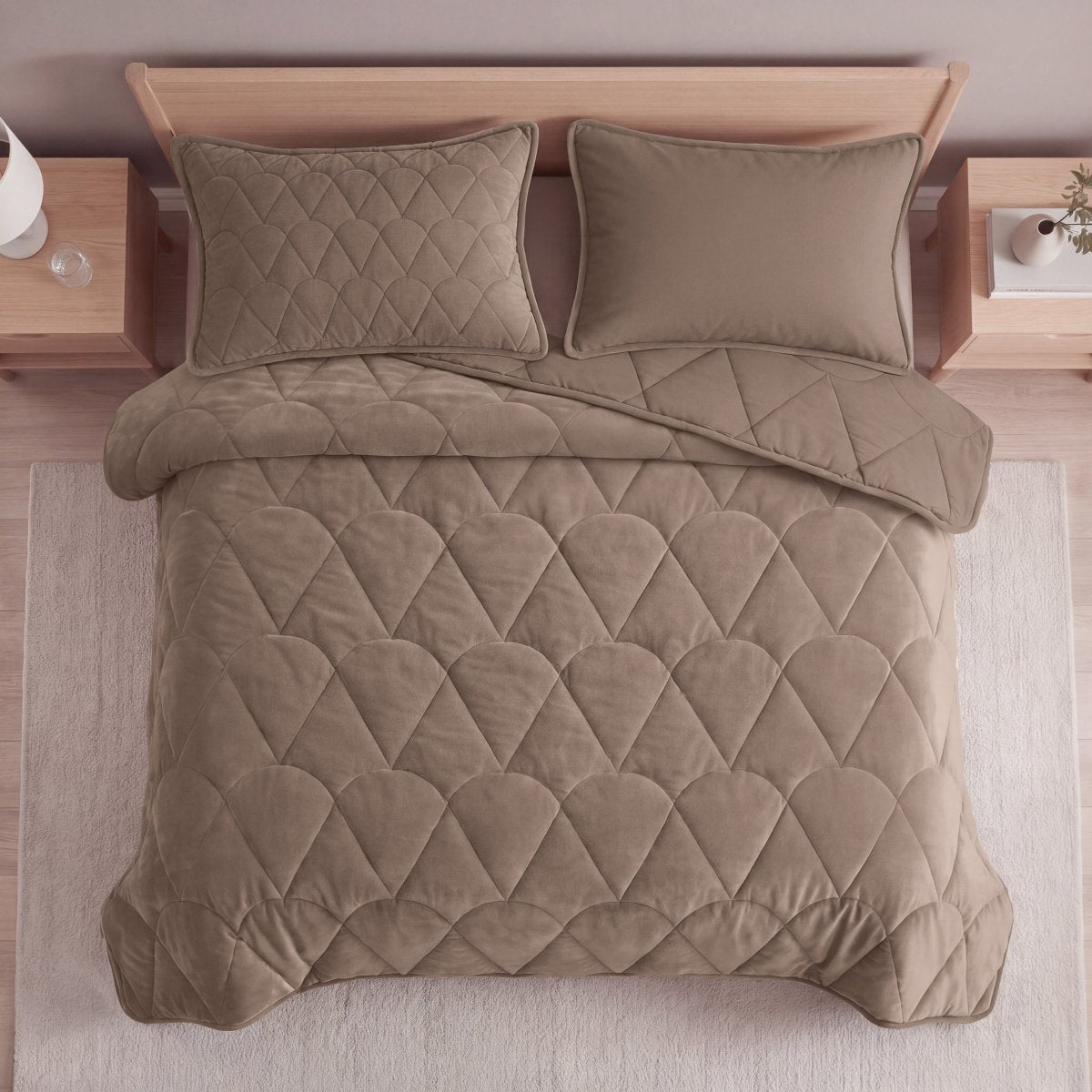 Velvet Lazy Duvet Velvet | Taupe/Brown | King - 240cm (W) x 200cm (L) - The Bedding & Blankets Store