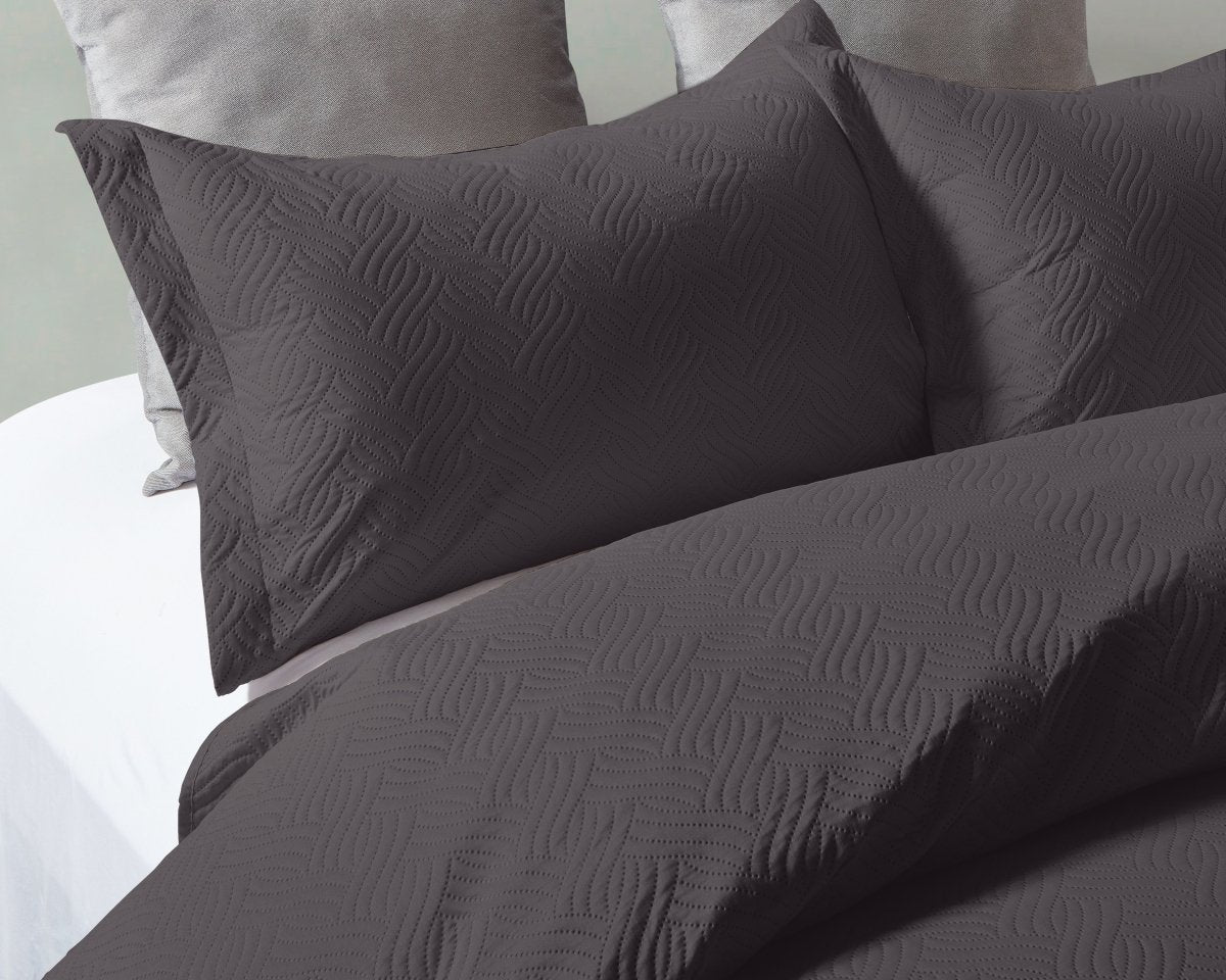 Wave Soft & Elegant Bedspread | Anthracite Grey | 260cm (W) x 250cm (L) - The Bedding & Blankets Store