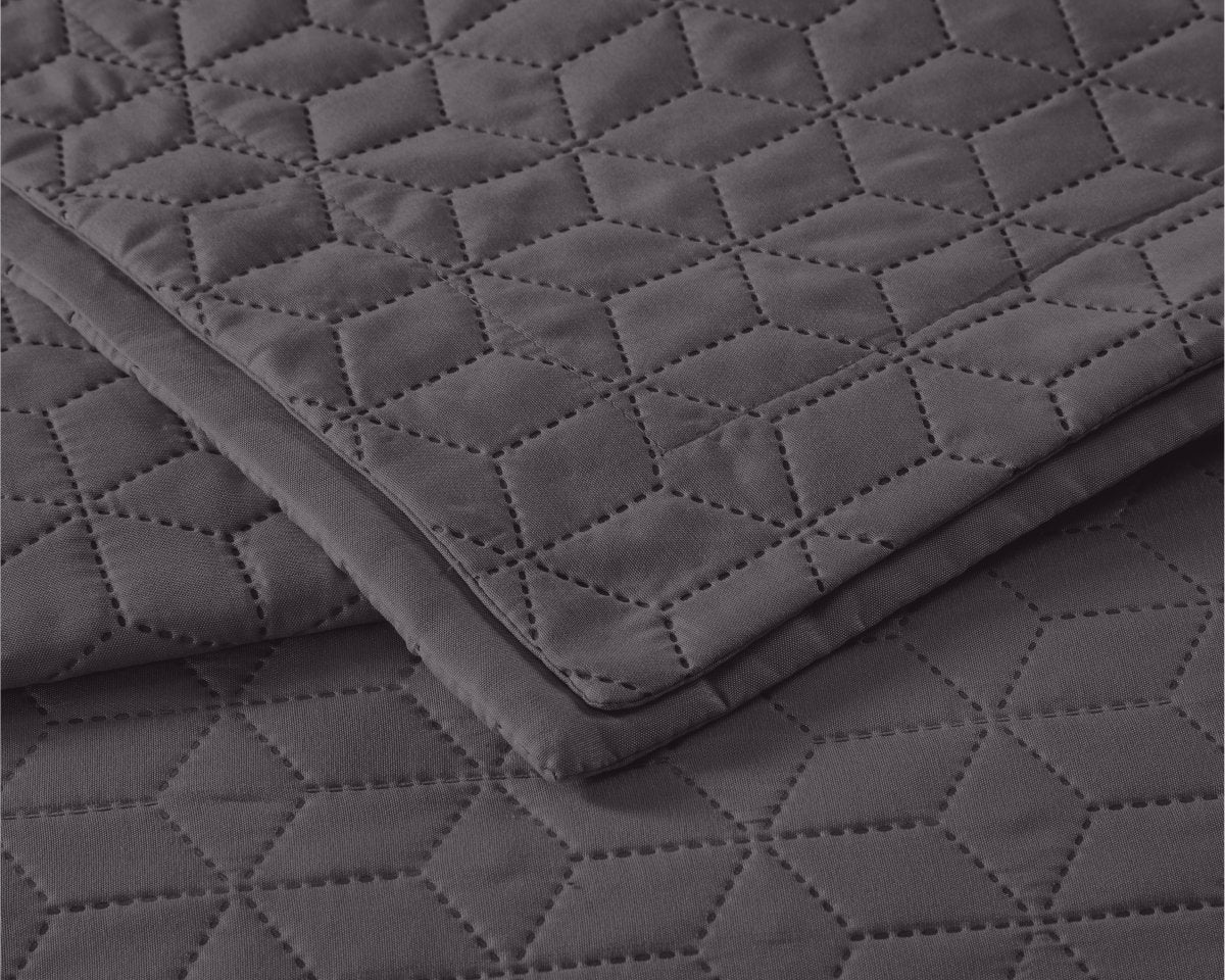 Wayfair Bedspread | Anthracite | 260 x 250cm - The Bedding & Blankets Store