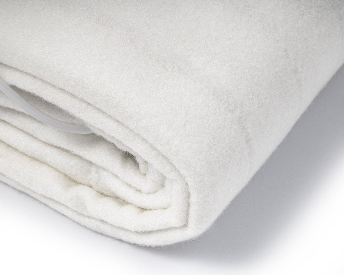 Electric Heated Underblanket With Overheat Protection 90W | White | Junior / Cot Bed - 140cm (W) x 150cm (L) - The Bedding & Blankets Store