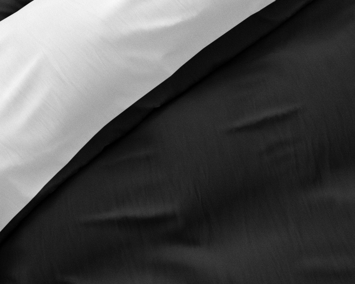 Premium Microfibre Percale Duvet Cover Set Twin Face | White/Black | Single - 140cm (W) x 220cm (L) - The Bedding & Blankets Store